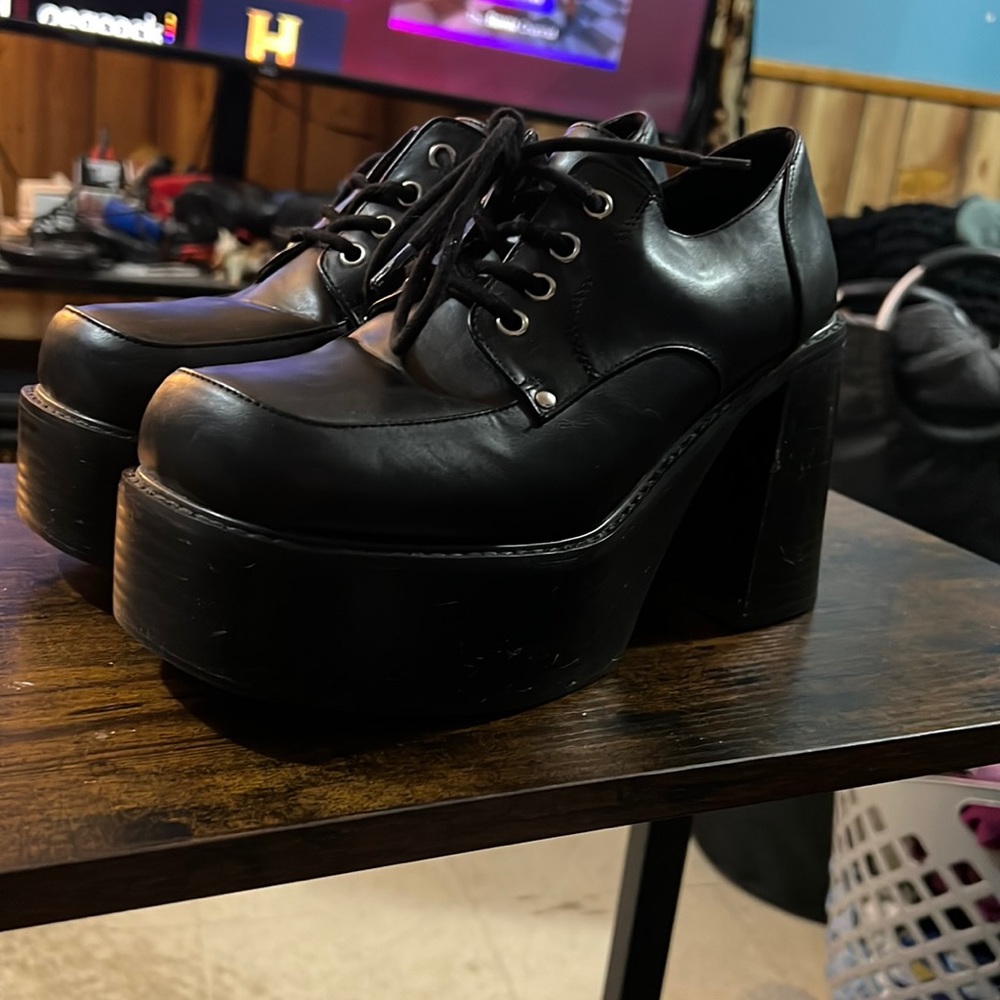 Black Platform Shoes